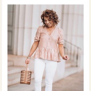 Madewell Courtyard Ruffle Hem Top